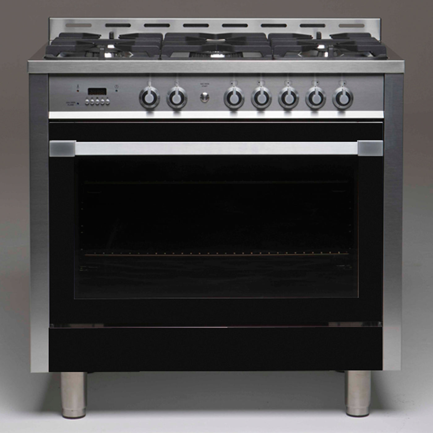 Single Freestanding Oven Black